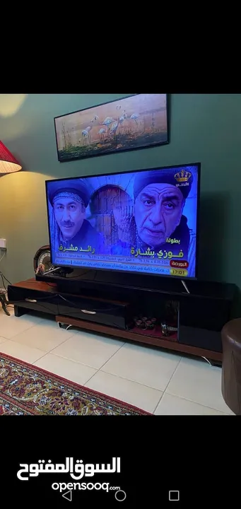 تواليت غرفه + طاوله تلفاز