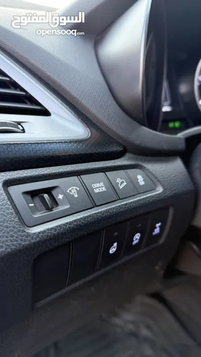 بحالة الوكالة hyundai santa fe  2016