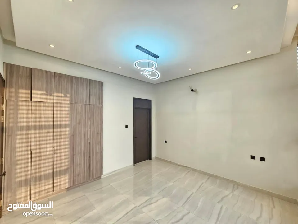 فيلا فاخره للبيع بدون دفعه اولى //\\Luxury villa for sale