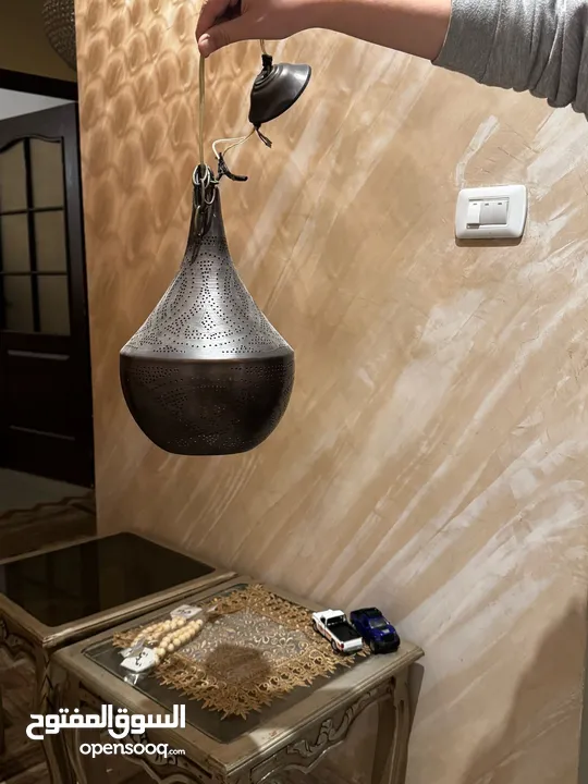 ثريات بحاله ممتازه