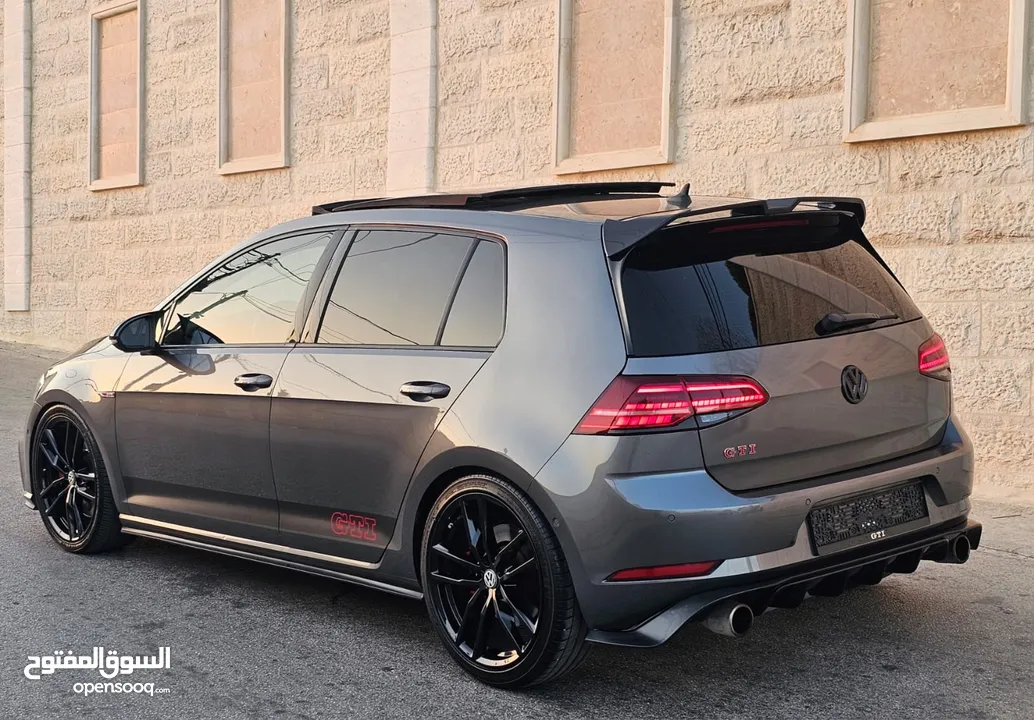 جلفgti 2019 فل مسكر مع بنورما بلكرتني