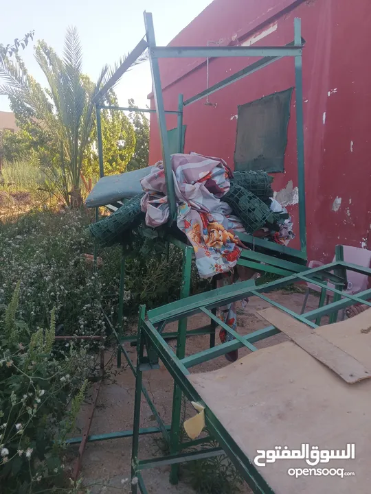 فرش محل خضار بحاله جيده