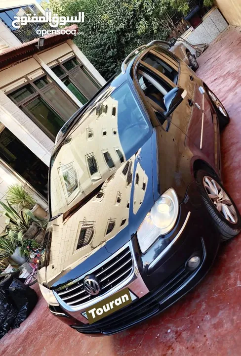 فولكسواجن توران 2008
