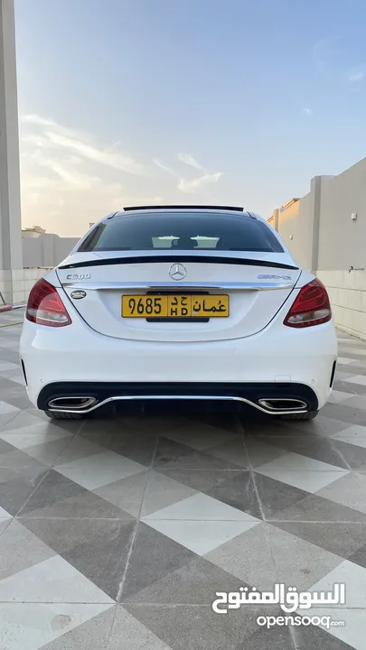 مرسيدس C300 فصين بمواصفات مميزة