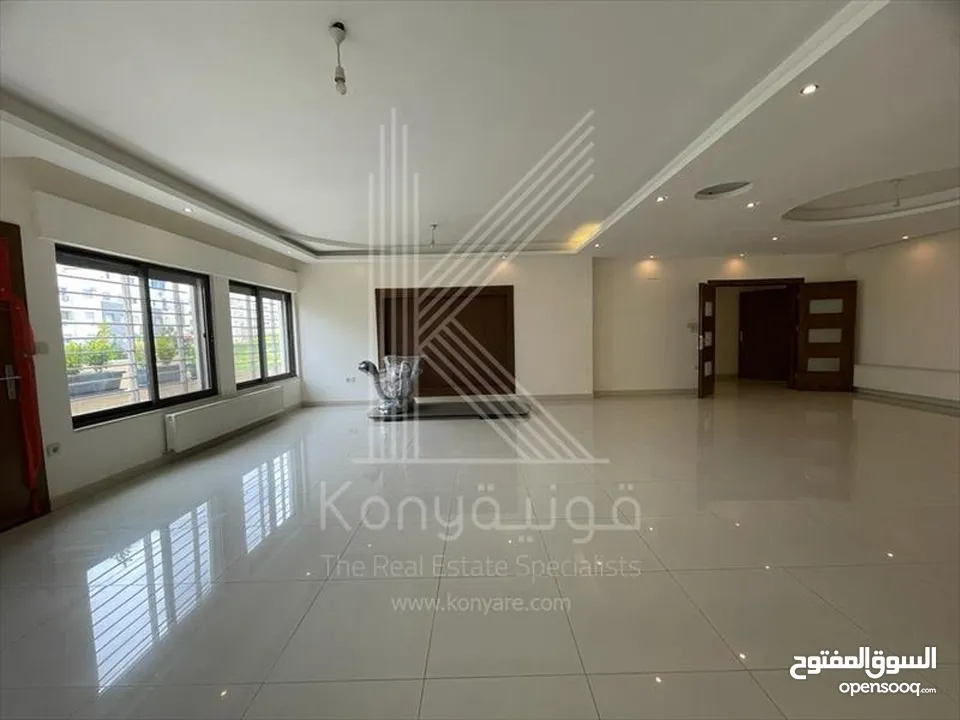 شقة مميزة للبيع في دير غبار