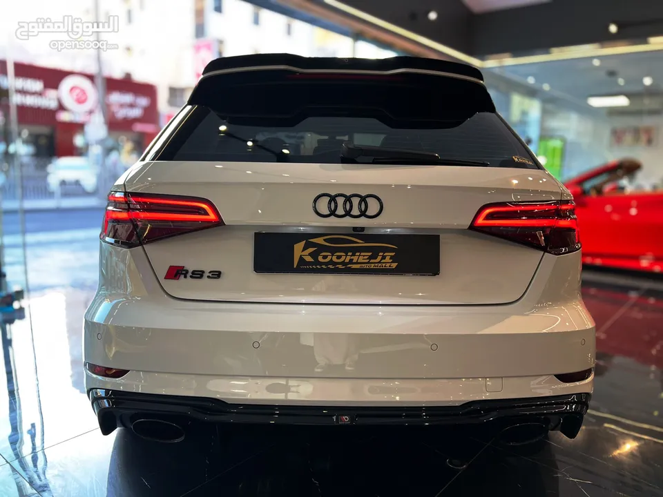 *Audi RS3 Sportback*