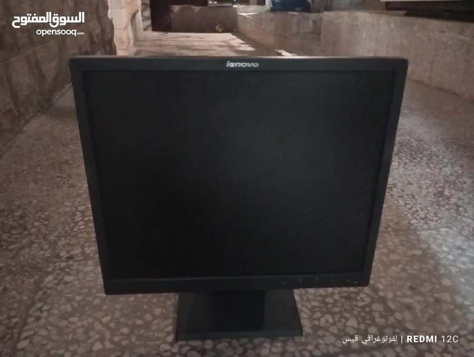 شاشه لينوفو و كيبورد بضوي