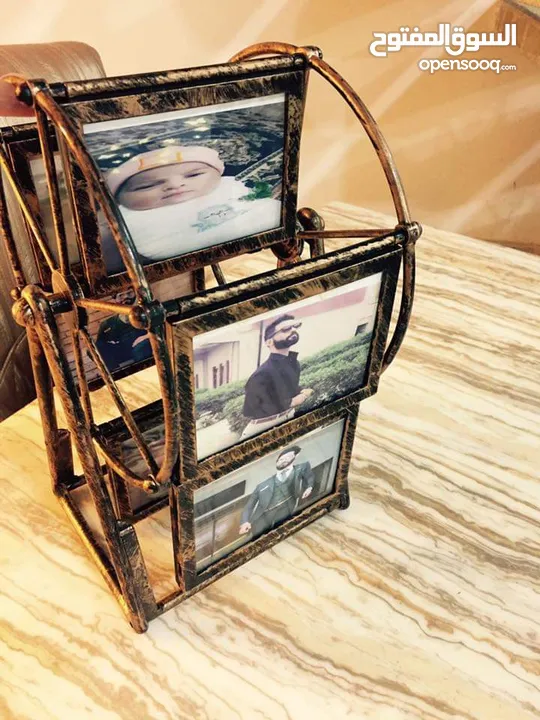 برواز ديكور   دولاب صور  على الوجهين او شكل  طولي دوار  مع موسيقى