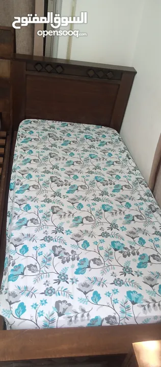 تخت مفرد للبيع