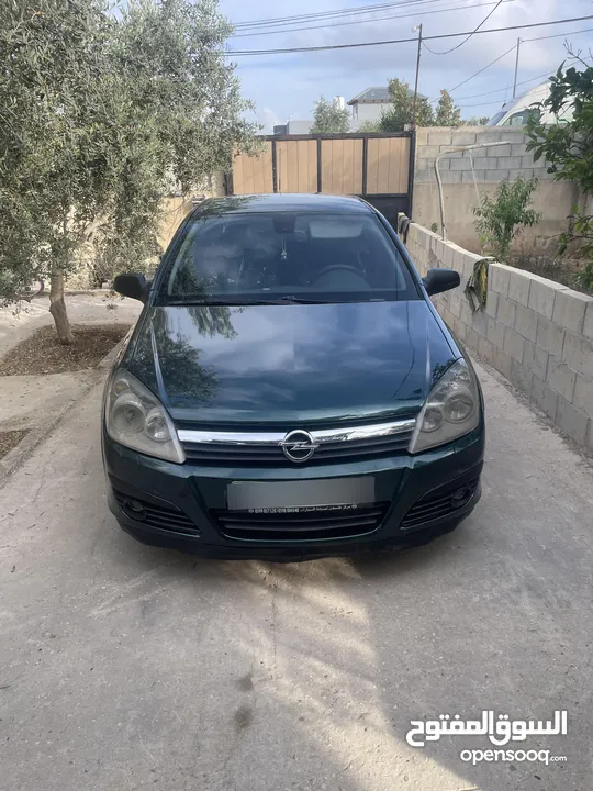 اوبل استرا منفوضة من النمرة لنمرة تخلو من الحوادث ولا ضربة