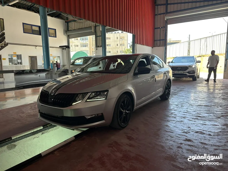 سكودا اوكتافيا 2019 رخصة دهان شركة فل كامل اضافات