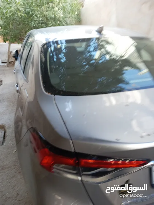 تويوتا كورولا للبيع مقسطه باقي عليها 5 الاف