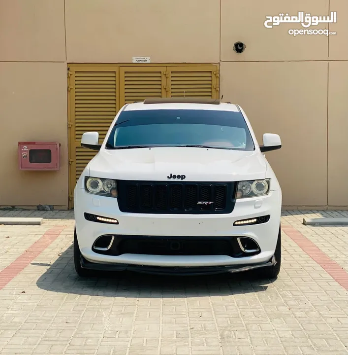 جيب جراند شيروكي SRT8 خليجي فل اوبشن 2013