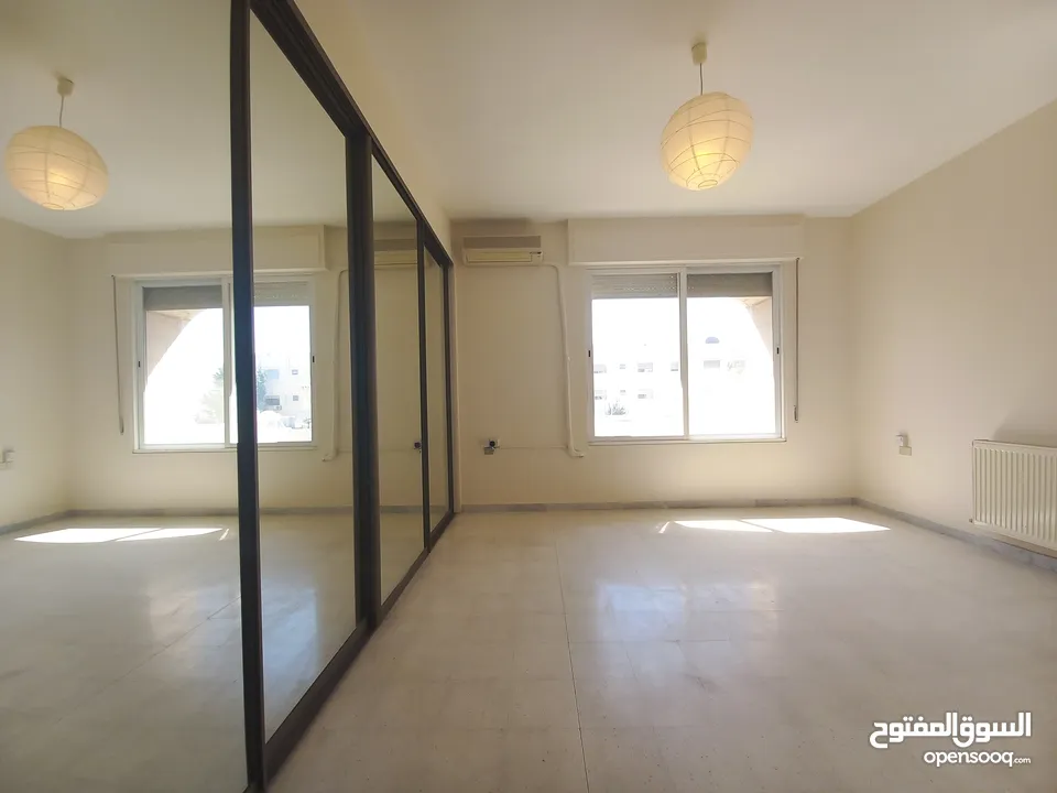 شقة غير مفروشة للإيجار في دير غبار  ( Property 34720 )-175072380