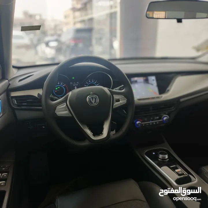 CHANGAN EADO 2023 ZERO كفاله 3 سنوات شاشه كمرات امامي + خلفي تقطع مسافة 400 km للبيع