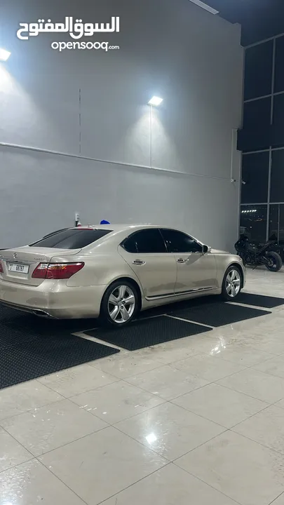 لكزس ls 460 2011