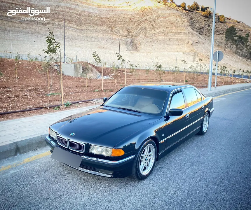 Bmw موديل 2000 بحاله ممتازة 740
