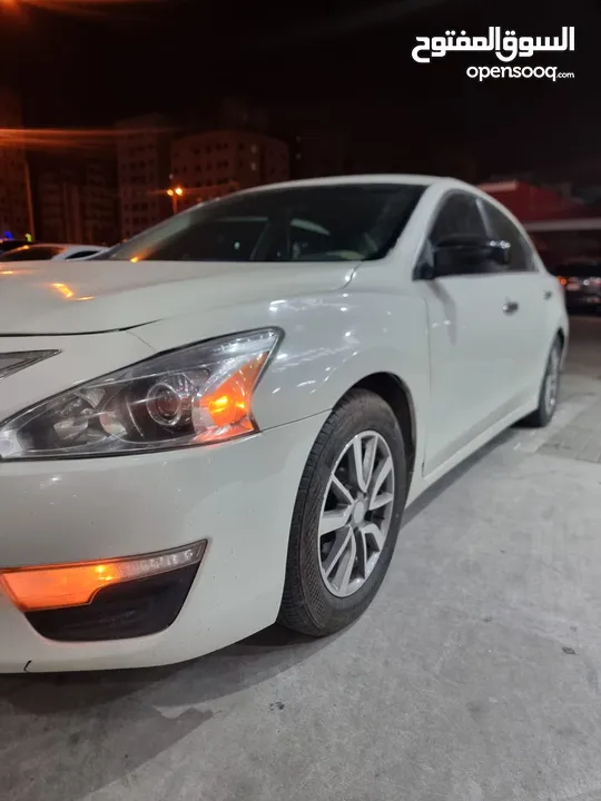 Nissan Altima S 2013 Price negotiable