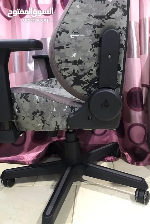 Gaming Chair for sale  كرسي العاب للبيع