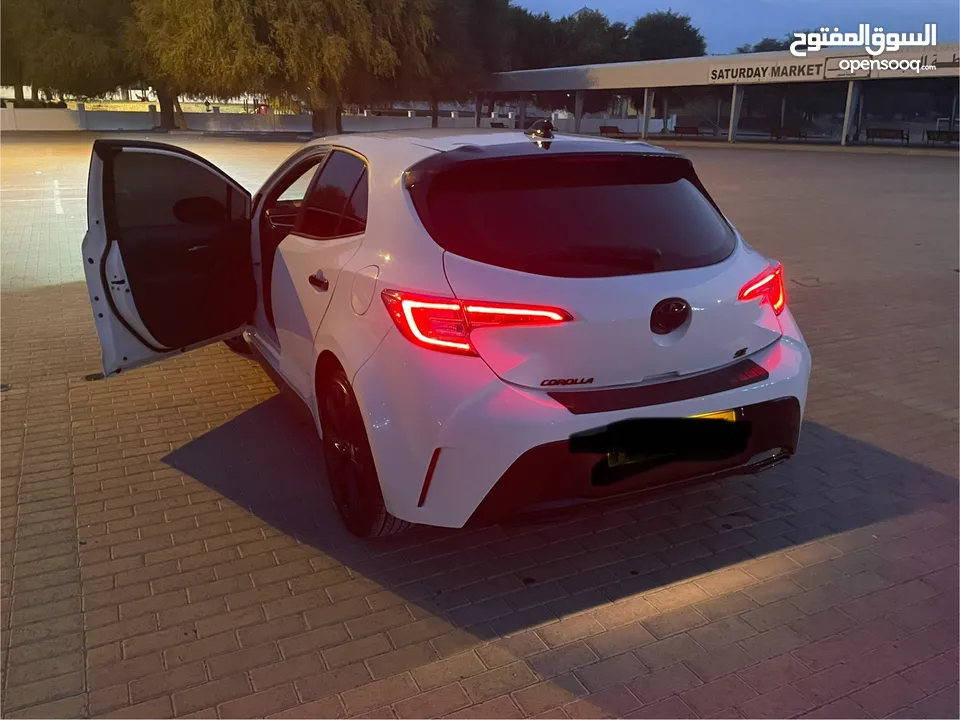 Toyota Corolla Hatchback 2022 black edition