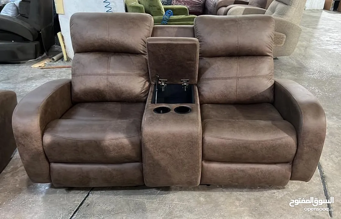 ركلاينر سماعات بلوتوث مقعدين sofa