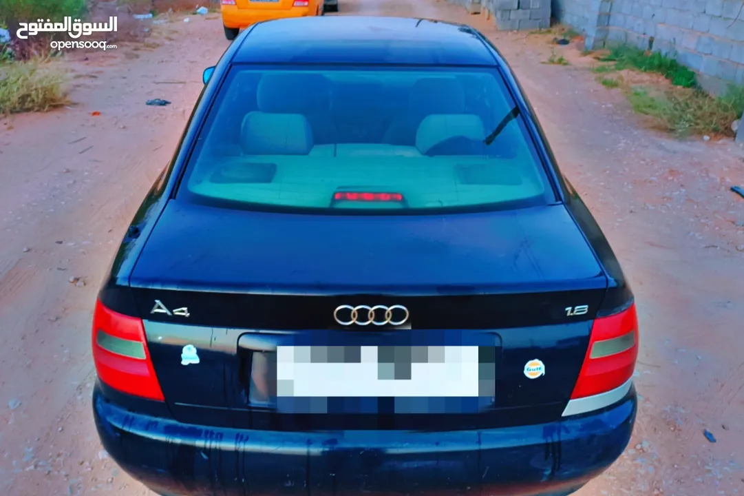 Audi A4   تواصل ع الوتساب