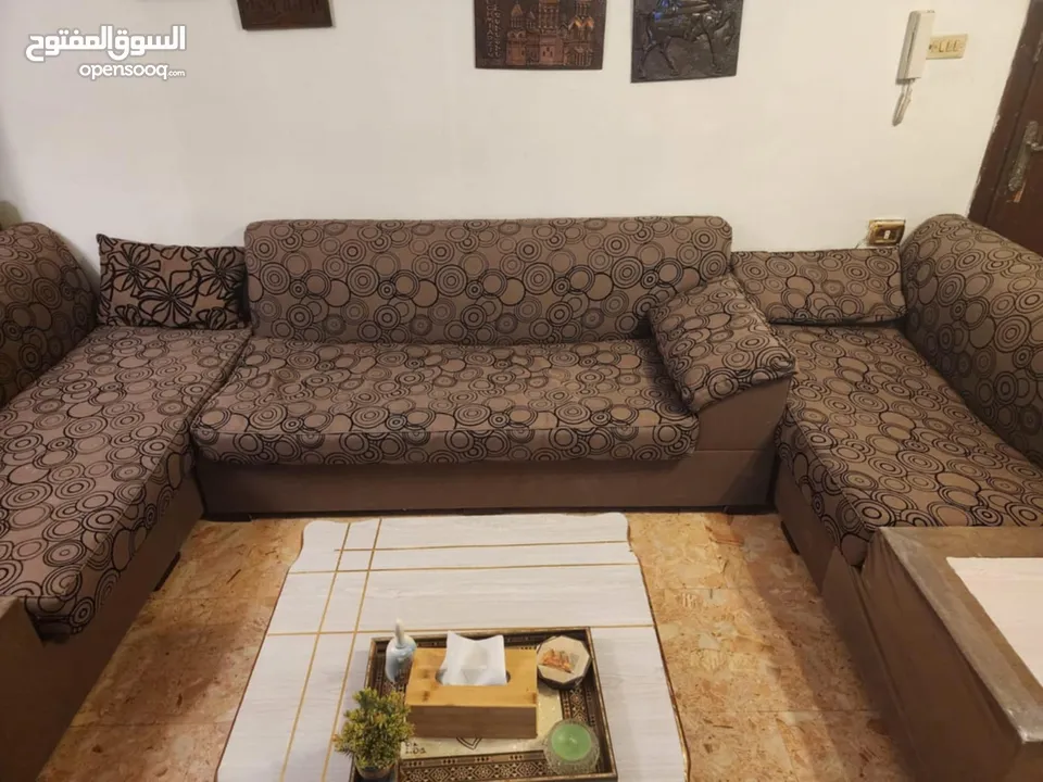 كنب خليجي 8 مقاعد +بفه للبيع المستعجل