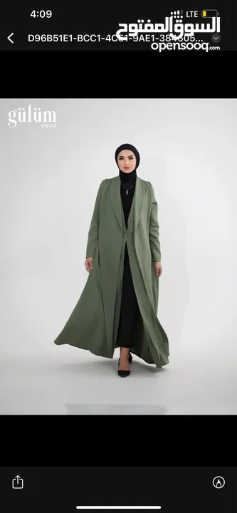 فساتين وعبايات