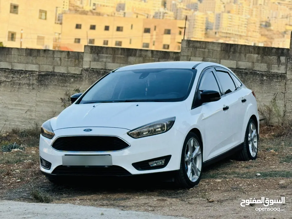فورد فوكس سيدان 2017 للبيع