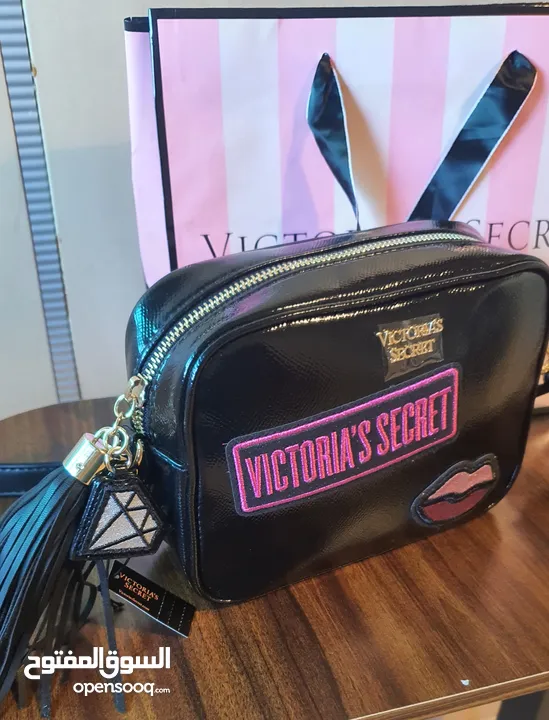 فيكتوريا سيكريت شنطة كتف وخصر Victoria's Secret Crossbody Bag-Belt Bag