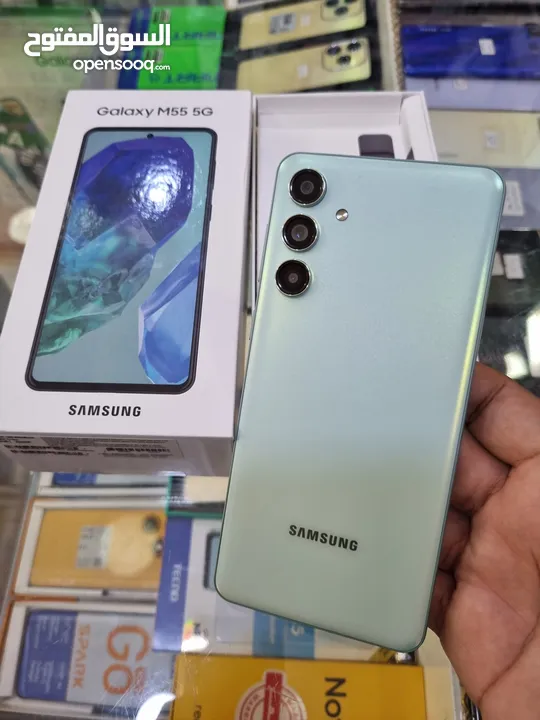 مستعمل ايام Samsung M55 5G رام 16 جيجا 256 أغراضة والكرتونه الأصلية متوفر توصيل