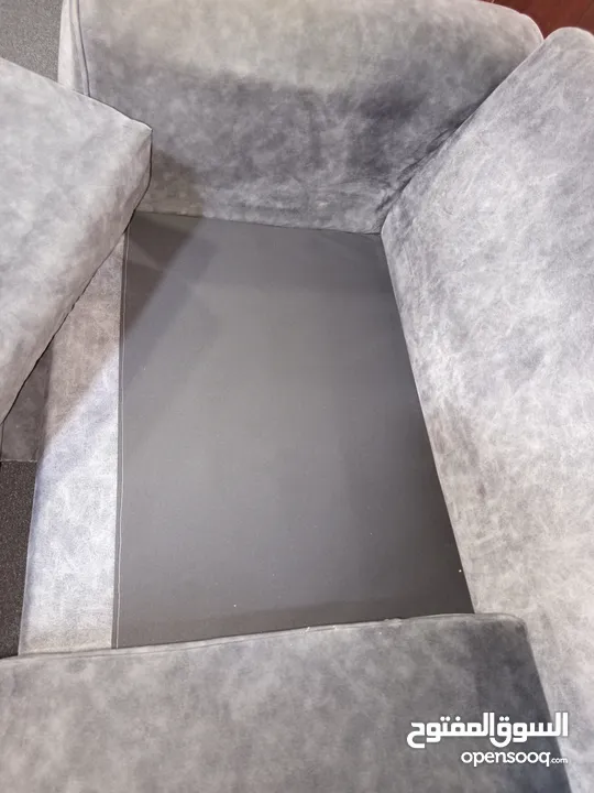 طقم مستعمل للبيع حرف L+ثنائيه كل اشي موجود بالصورة