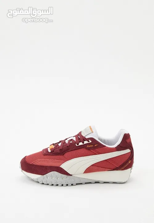 تم تخفيض السعر إلى 45 دينار  PUMA SHOES