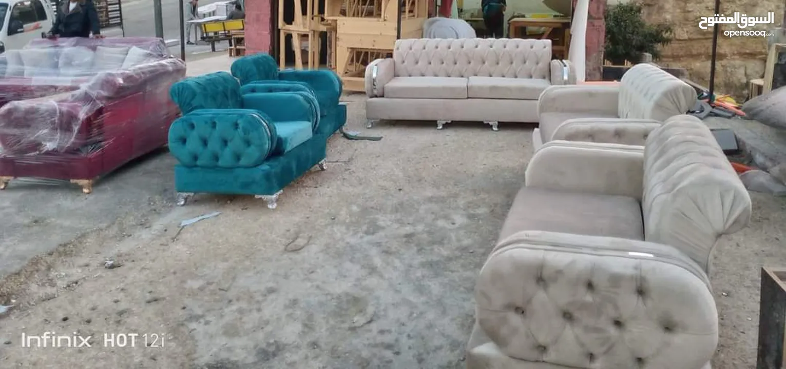 اطقم استيل 7 مقاعد جميع الالوان متوفره داخل المصنع الكميه محدوده