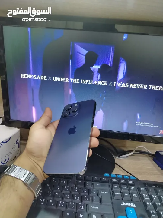 Ip : 14 pro max للبيع بحاله الوكاله نضيفه و مش مفتوح ولا مغير