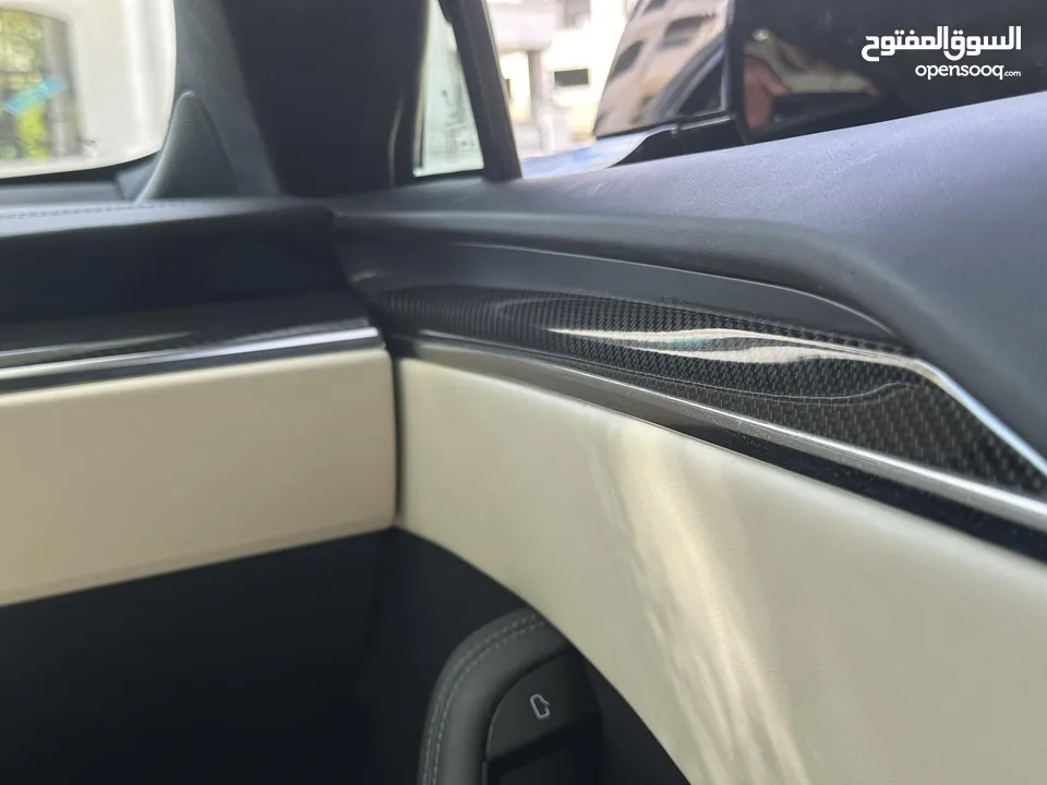 TESLA MODEL S PLAID 2022