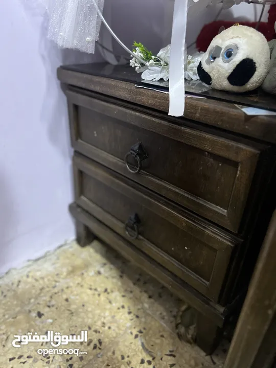 إعلان لمحبين الفخامه غرفه نوم مفرد خشب غرفه نوم فخمه ومميزه بخشبها الثقيل السعر قابل للتفاوض