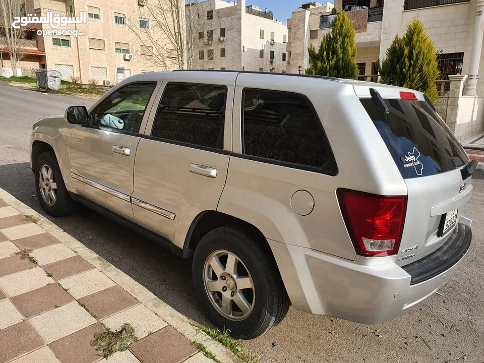 جيب شيروكي لاريدو موديل 2008