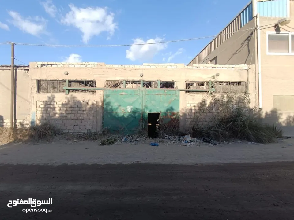 ورشة صناعية للبيع تصلح لجميع الاغراض