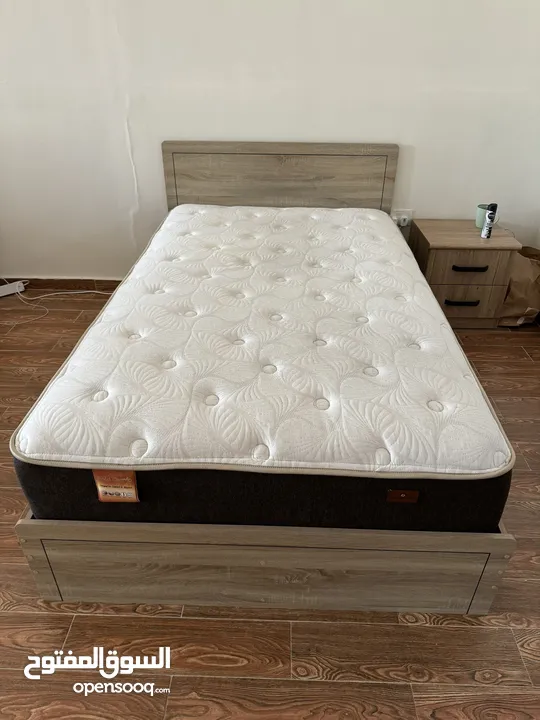 120*200 single bed with mattress 30 cm