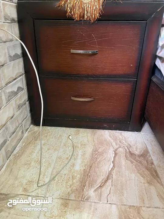 غرفة نوم بحاله ممتازه للبيع