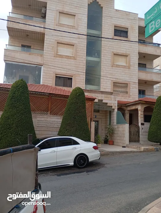 Modern 3-Bedroom Apartment  150 sqm  Master Suite, 3 Baths  Prime Location Near Amenities