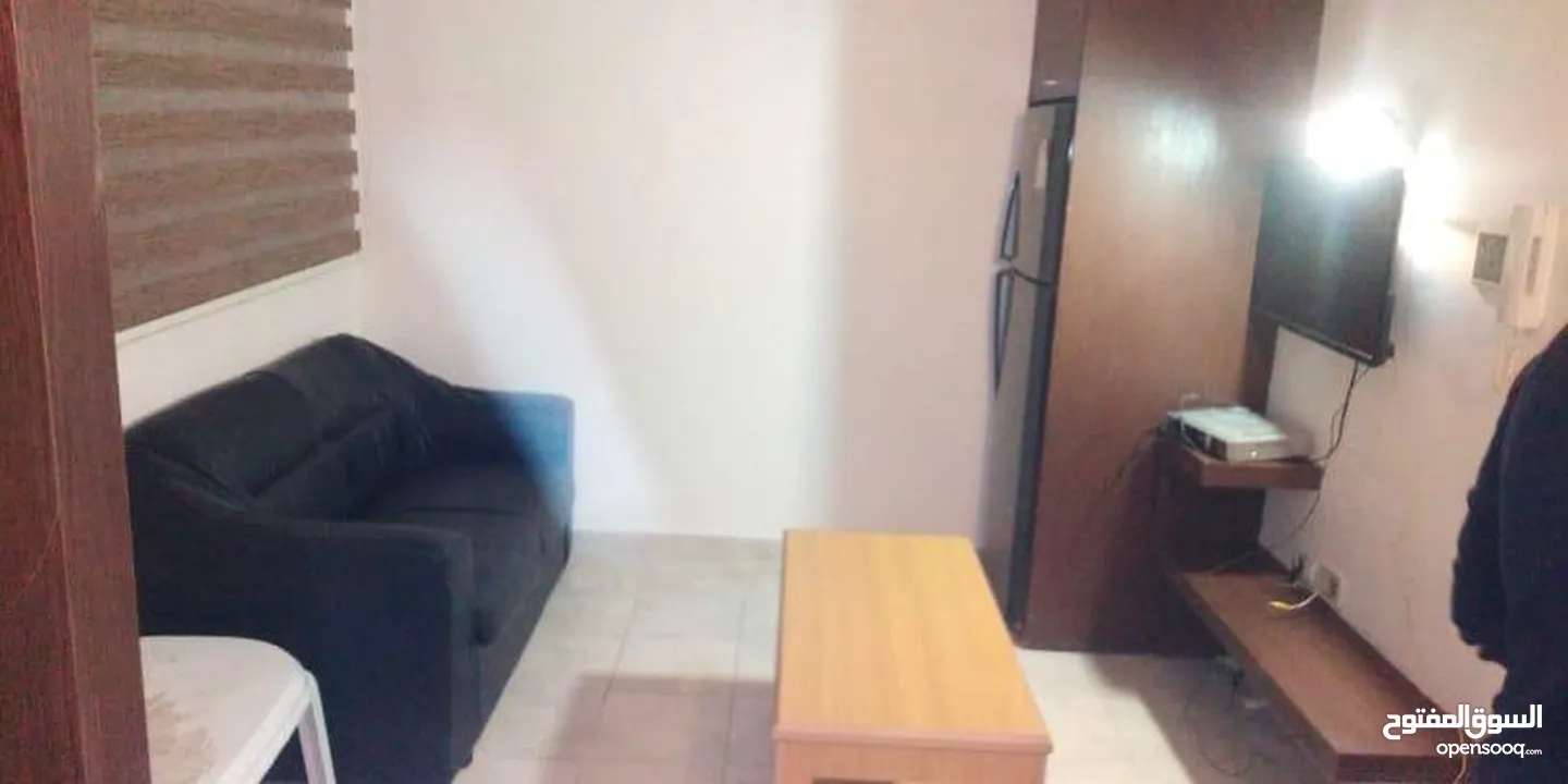 استوديو مفروش للبيع في شارع الجاردنز بسعر مميز