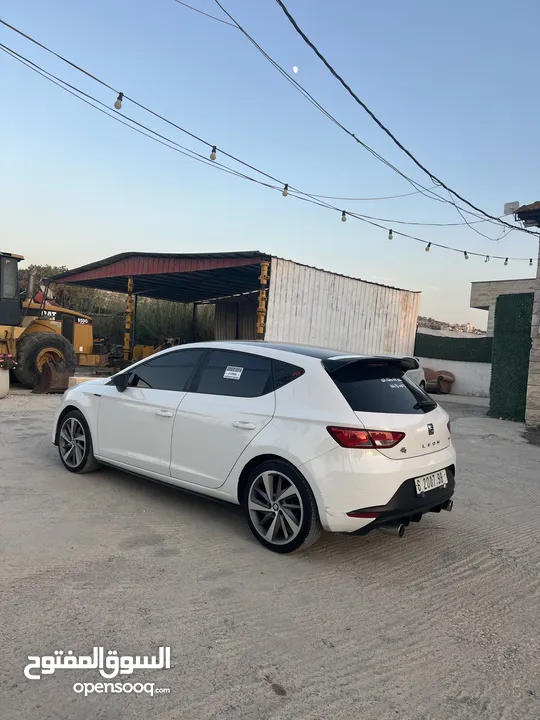 سيات ليون 2015 / جير عادي / بحالة الوكالة