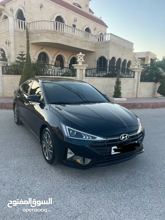 سيارة بحالة الوكالة مرخصة جديد