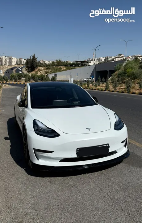 Tesla Model 3 Long Range // 2022  ممشى قليل