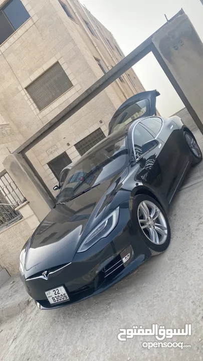 Tesla  S85 2013 محولة 2017 للبيع او للبدل