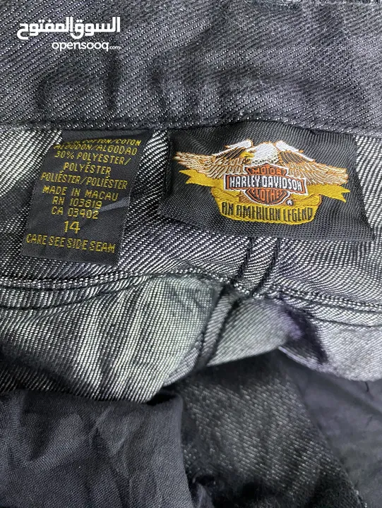 بنطلون Harley Davidson  size 32/34 شامل توصيل البنطلون قديم سعرو على المواقع الثانيه اغلى