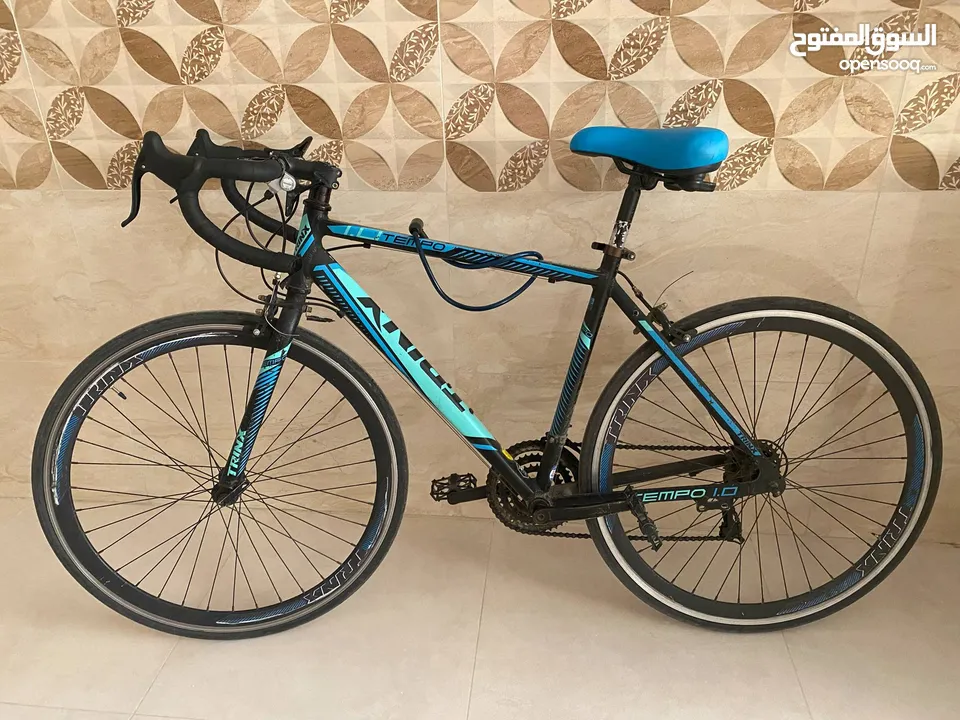 حرق سعرررررر   .....   بسكليت رود سبق للبيع Trinx Tempo 0.1 Road Bike – Italian Design, !