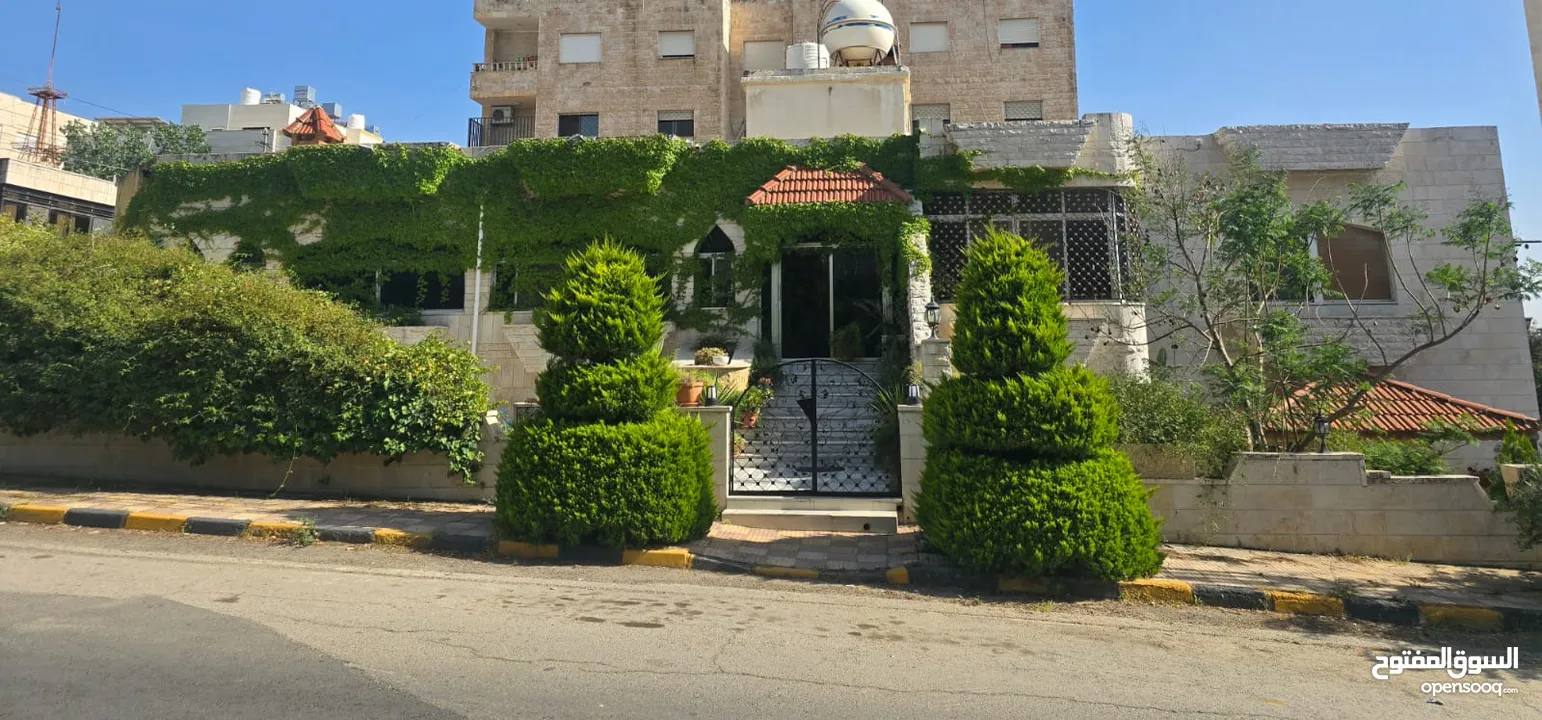 فيلا للبيع أو الاجار في منطقة الجندويل